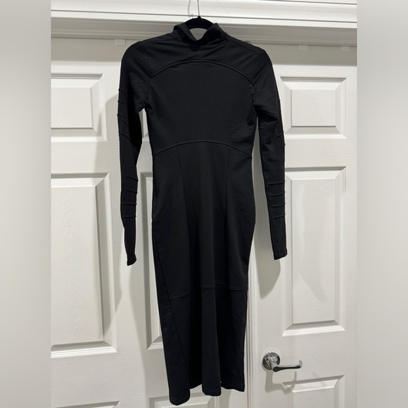 MDNT:45 Teigi dress (black) in SMALL, new with tags - Picture 7 of 9